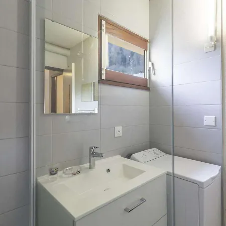 Cosy A Cauterets, 4 Pers, 1 Ch, Balcon, Proche Telecabine Et Centre - Fr-1-401-41 Lejlighed Cauterets